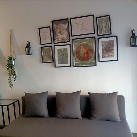 Apartamentos Jap Villaamil Madrid Exterior photo