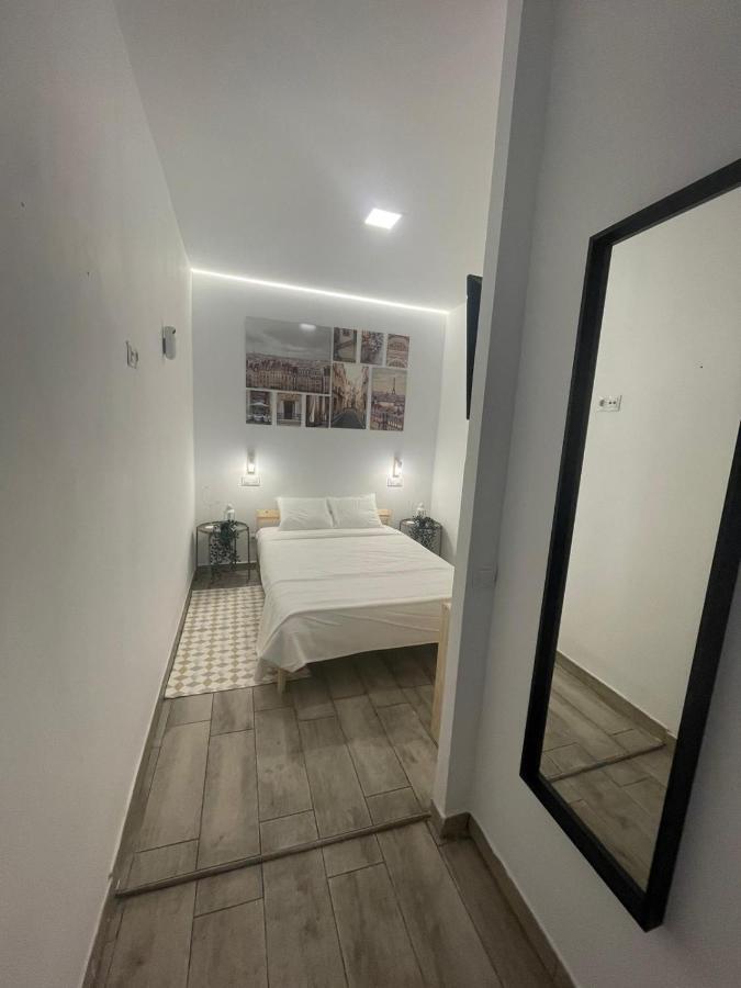 Apartamentos Jap Villaamil Madrid Exterior photo