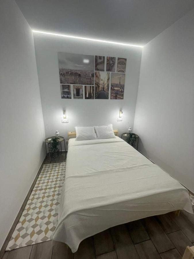 Apartamentos Jap Villaamil Madrid Exterior photo