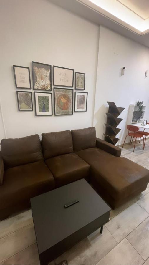 Apartamentos Jap Villaamil Madrid Exterior photo