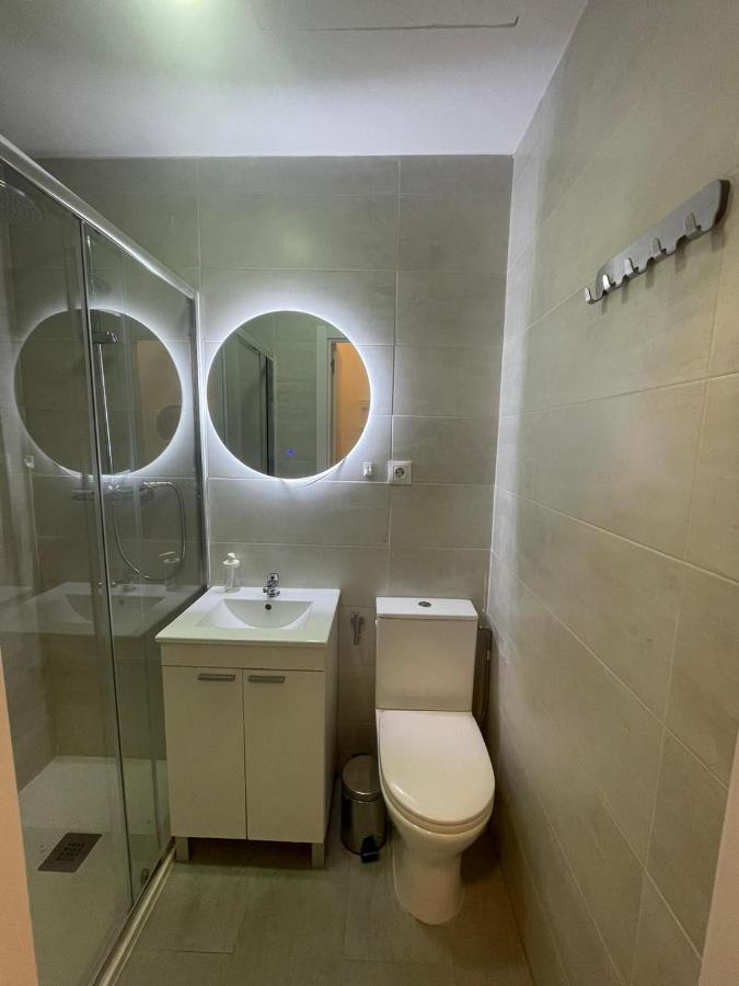 Apartamentos Jap Villaamil Madrid Exterior photo