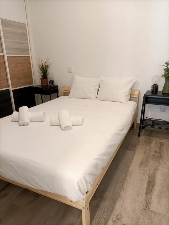 Apartamentos Jap Villaamil Madrid Exterior photo