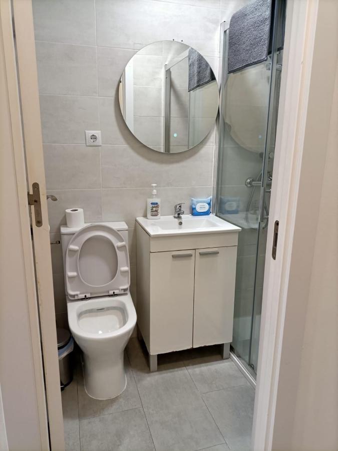Apartamentos Jap Villaamil Madrid Exterior photo